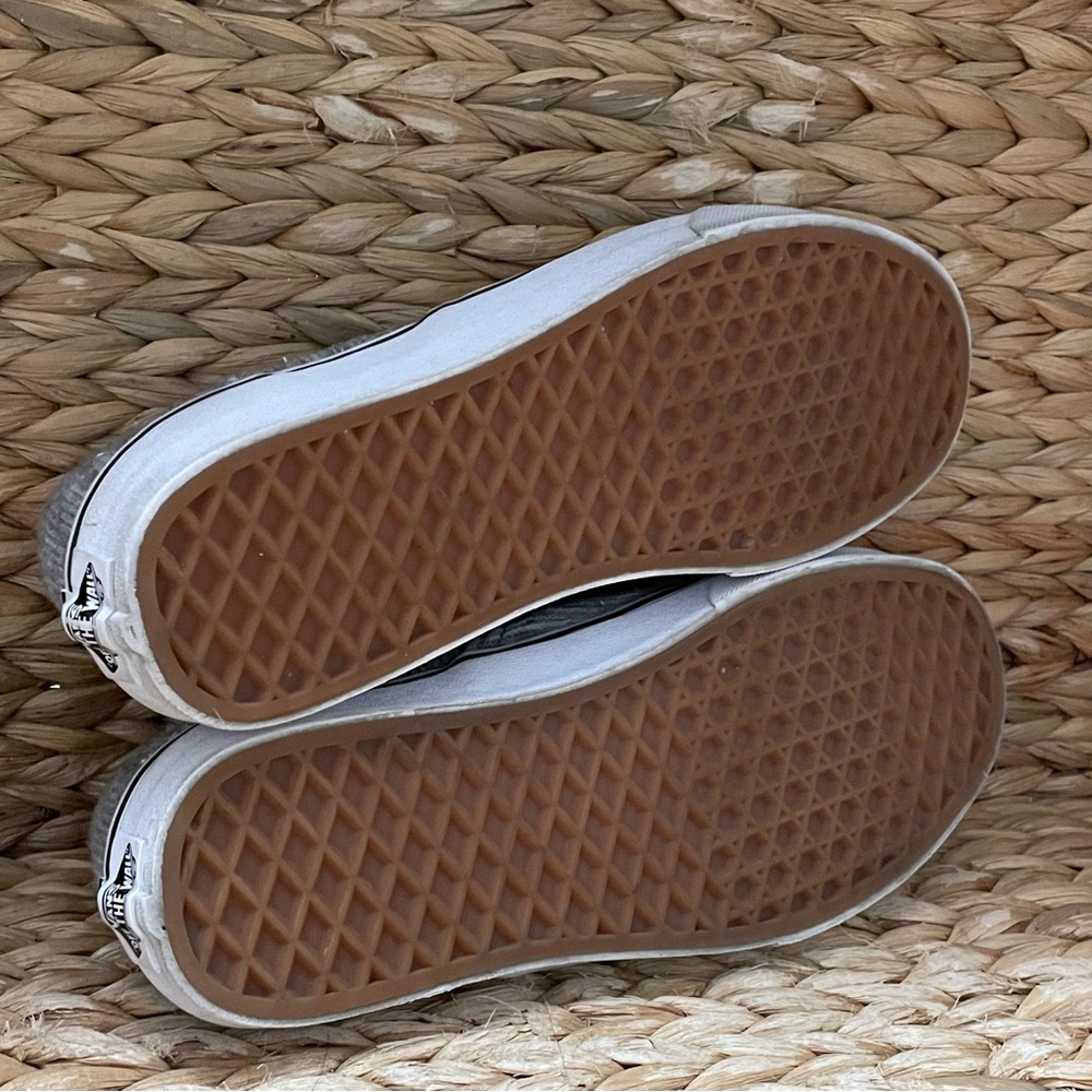 Vans Rib-Knit‎ Classic Gray Slip On Shoes - Picture 10 of 10